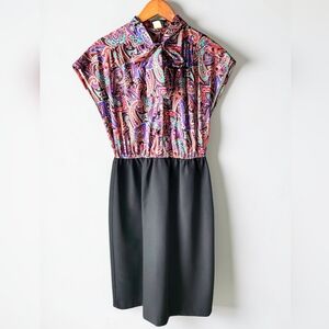 Vintage Paisley Blouson Dress Womens M Bow Collar Knee Red Purple Black Teal